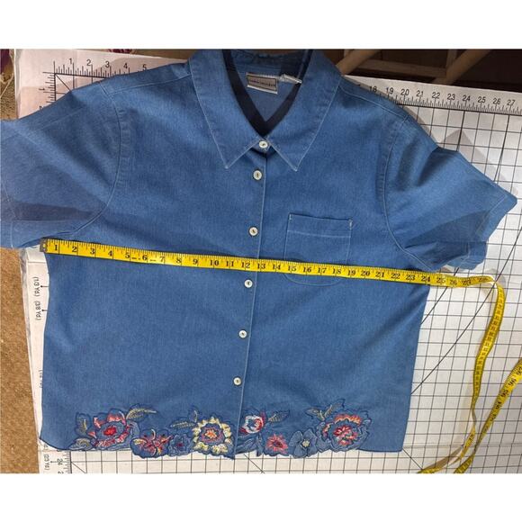 Napa Valley Vintage Floral Embroidered Denim Button Up Short Sleeve Blouse XL - Picture 5 of 6